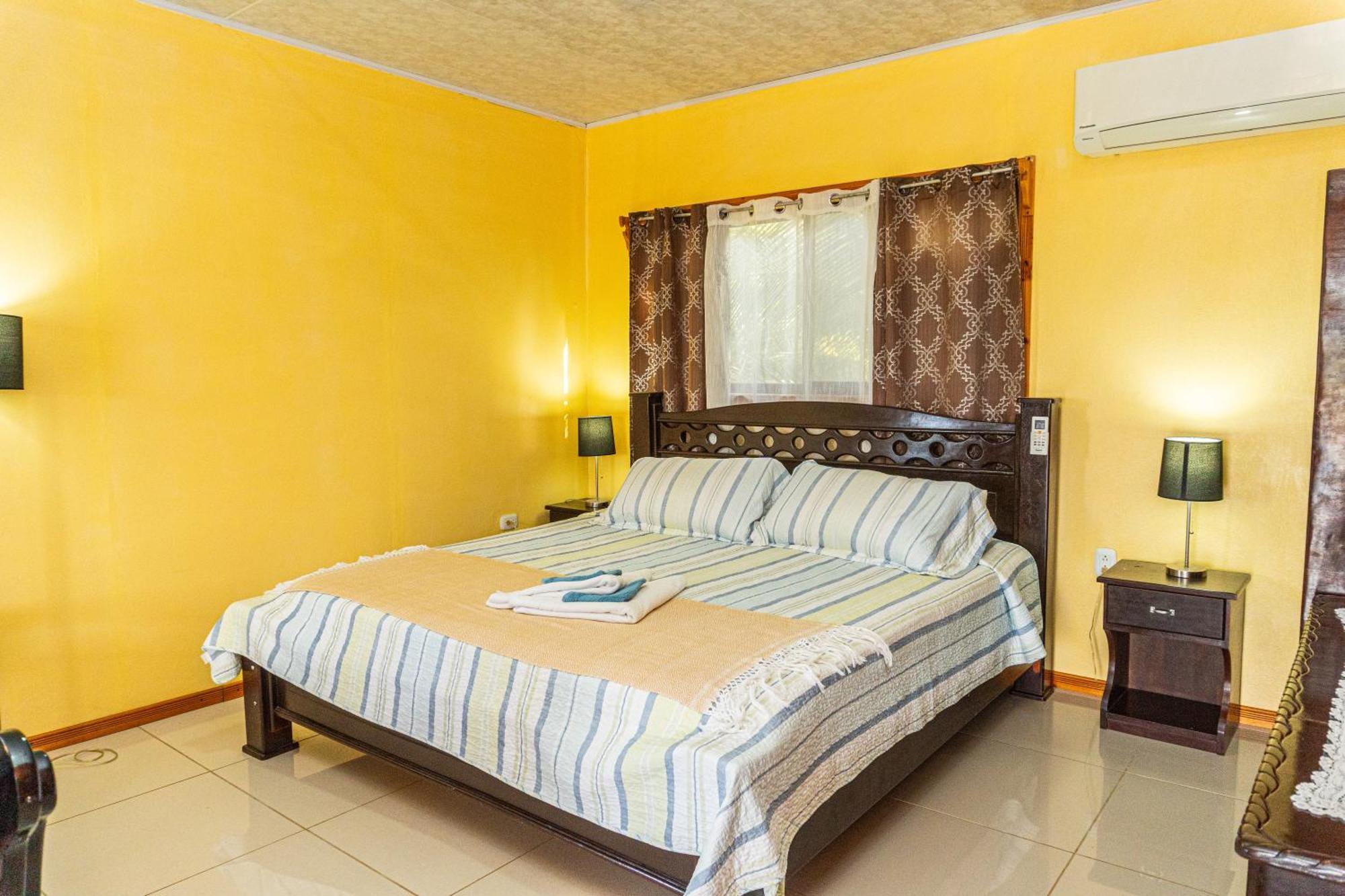 Villa Manolo Ocean And Forest View Hotel Дрейк Екстер'єр фото